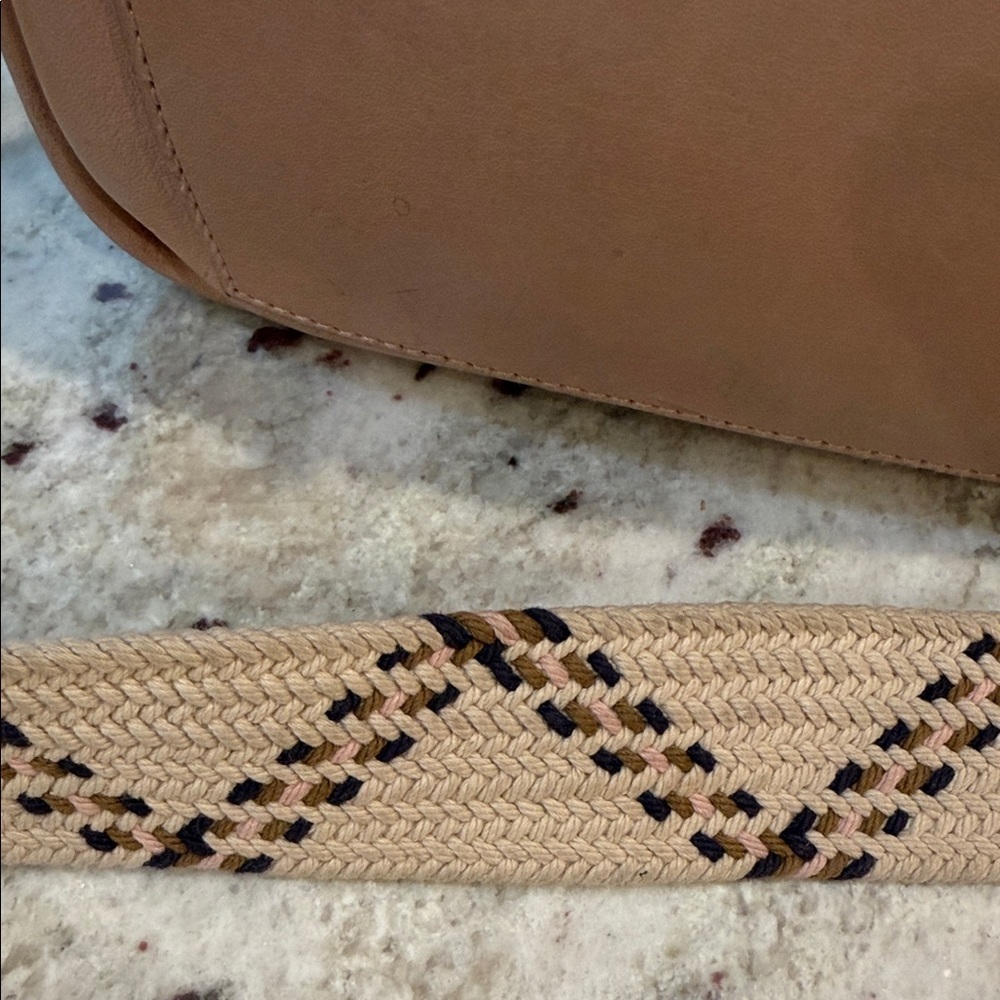 Maxwell The Transport Crossbody Bag - Picture 4 of 11